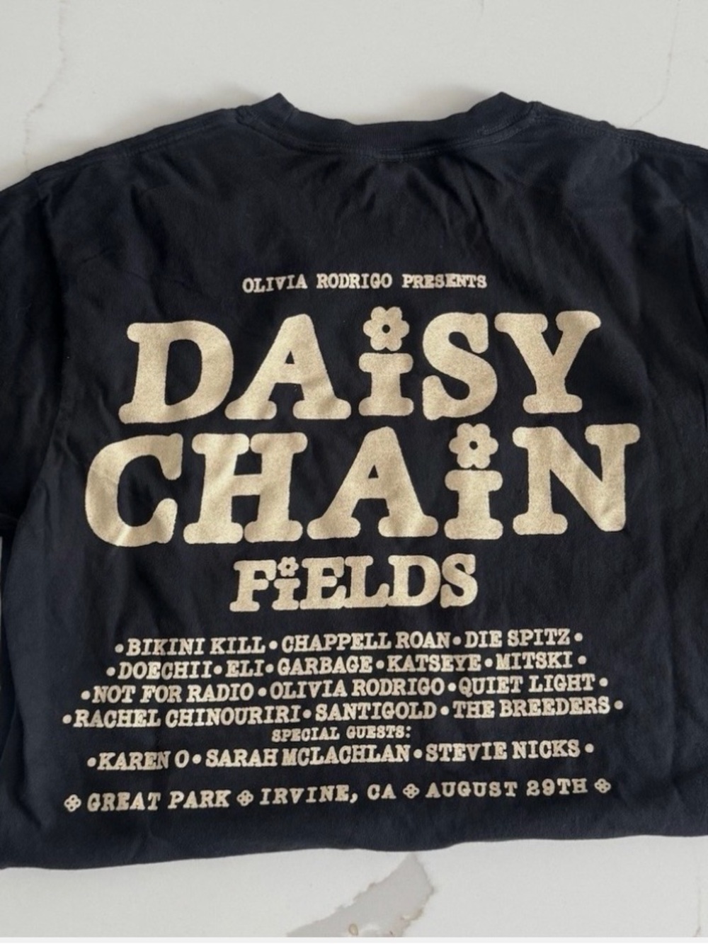 Olivia Rodrigo Daisy Chain Fields Black Graphic Tee - Picture 2 of 4